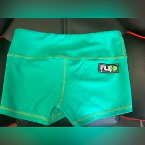 Original Short 2.5" - Mid Rise Fleo Shorts Excellent Condition
